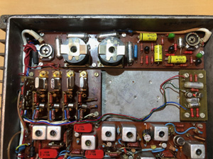 BRG FM10-164 mobil URH adó-vevő, teljesen tranzisztorizált, félvezetős, beépített kezelős, speciáis kivitel