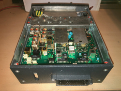 BRG tr330 szintézeres mobil URH adó-vevő készülék