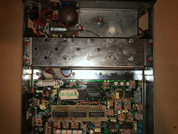 BRG tr330 szintézeres mobil URH adó-vevő készülék